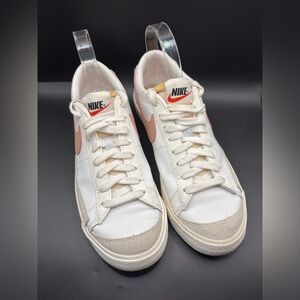Nike Women's Blazer Low Platform White & Pink Women’s Size 9 Casual Shoes